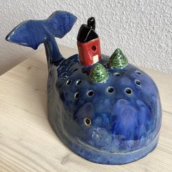 Keramik Wal mit Haus und Garten